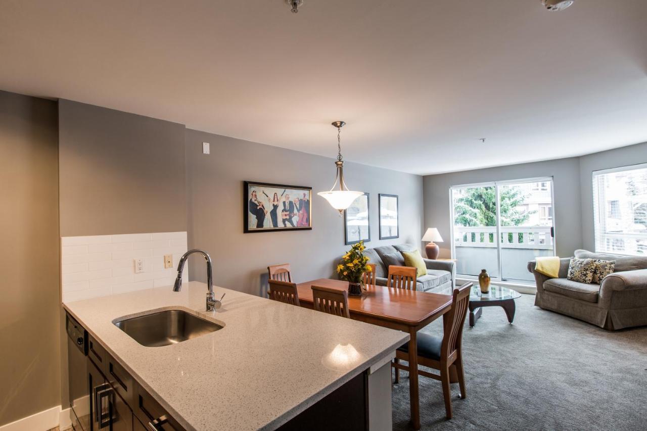 Whistler Blackcomb Vacation Rentals - Village North Ngoại thất bức ảnh